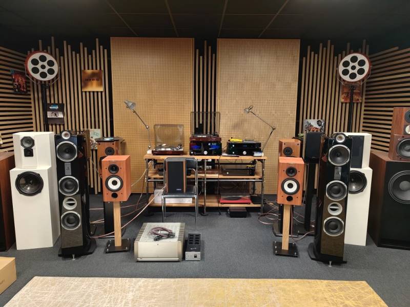 Vente, location & installation de matériel de sonorisation et d'éclairage à Roanne